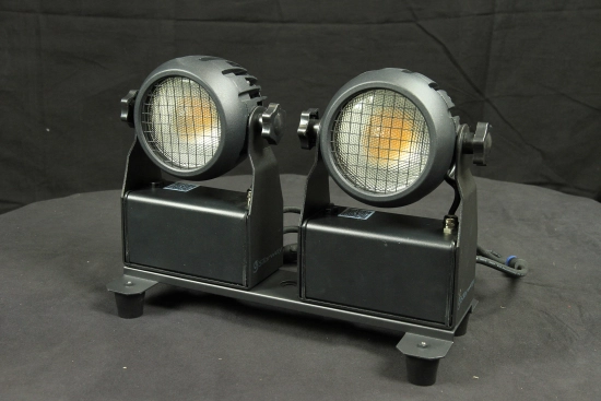 SUPPORT POUR 2 FLOODLITE 