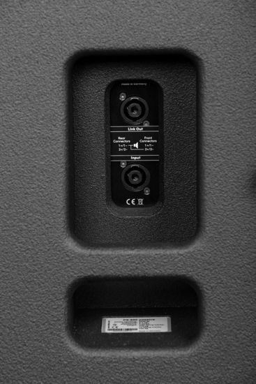 PS 800 avec Flying Tracks Sub Infra 1x181000W 4Ohm