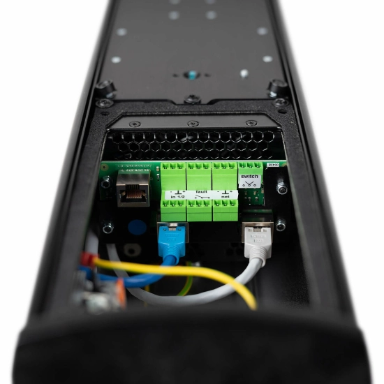 Colonne active 8x100W installation fixe - AES EBU - BK