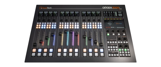 Console num. Oxygen 3000+, 12 Faders, 1 carte AIO, AxelTech