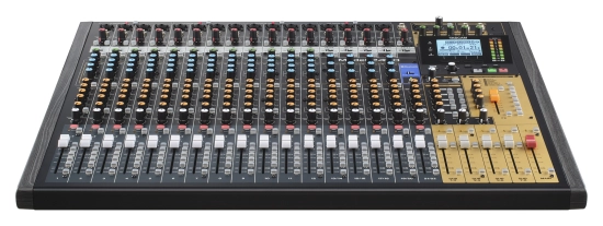 Console mixage 24 voies avec enregistreur multipiste