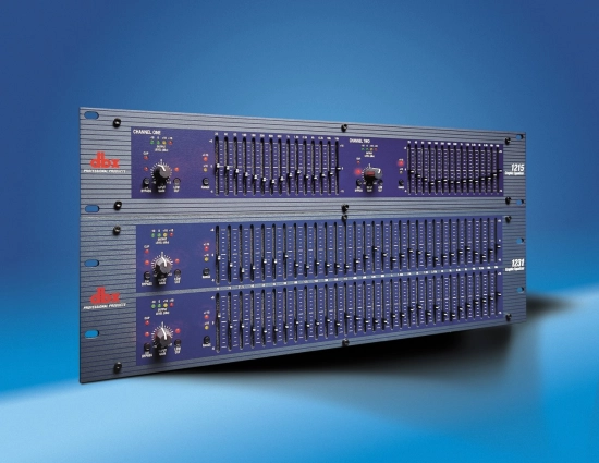 1215 - Egaliseur stéréo 2 x 15 bandes - série 12