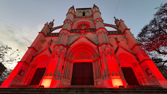 Une mise en lumière exceptionnelle de Notre-Dame de Genève par L&Db