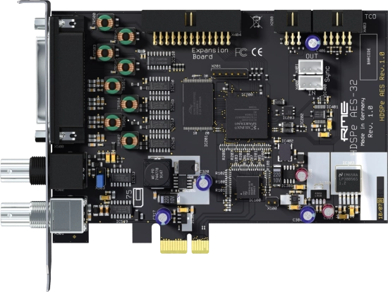 Interface audio PCIe, 32 canaux, 192 kHz, AES/EBU - RME