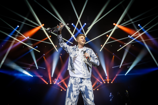 Robin Léon fête ses 10 ans au Zénith de Strasbourg : Produc-Son déploie un show technique remarquable en full Starway et JBL