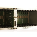 Rack modulaire AOIP (MRACK-IP) pour Type-R Calrec, composé de :